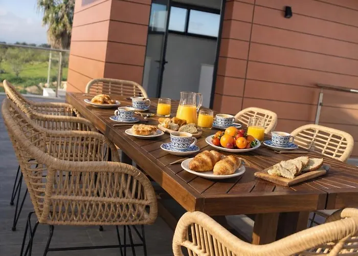 - Grill Terrace Villa