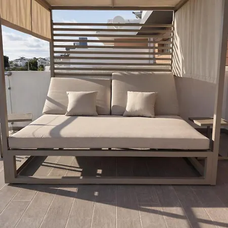 - Grill Terrace